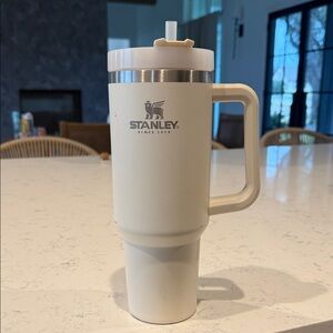 Stanley White Travel Mug with Handle